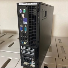 PCゲーミング　モニター　キーボードの画像