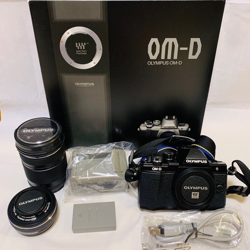 ミラーレス一眼カメラ