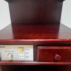 ホテルの様な オールドカリモクのベッドサイドテーブルの画像