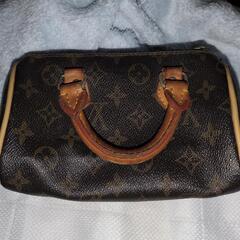 Louis vuittonのポーチバッグですの画像