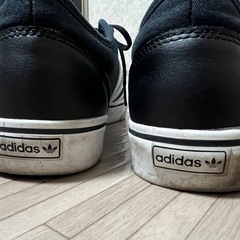 【期間限定:値下げ品】中古品  adidas スニーカー  の画像