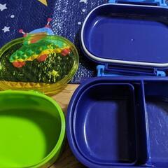 幼児用お弁当箱、シート等の画像