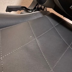 【ゲーミングチェア】リクライニング＆フットレスト付き・1年使用の画像