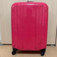 キャリーケースの画像