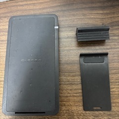 【Qi規格高速充電】ELECOMワイヤレス充電器の画像