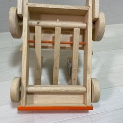 カタカタベビカ★手押し車の画像