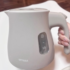 タイガー　電気ケトル　グレージュ　PCM-A081の画像