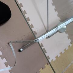 ガラステーブルの画像