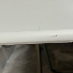 折りたたみテーブル、椅子のセットの画像