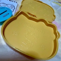 キティちゃん・マックハッピーセットの画像