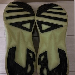 メンズ ランニングシューズ27.5の画像