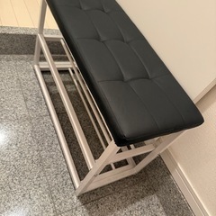 シューズラック付き玄関ベンチの画像