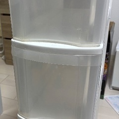 収納ボックスの画像