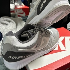 新品‼️NIKE、エアースパンII‼️シルバー 1 1インチの画像