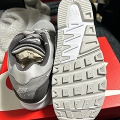 新品‼️NIKE、エアースパンII‼️シルバー 1 1インチの画像