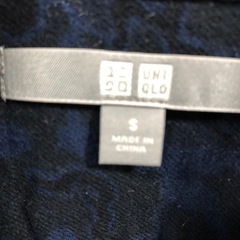 UNIQLOシャツSサイズ
の画像