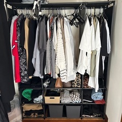 洋服収納の画像