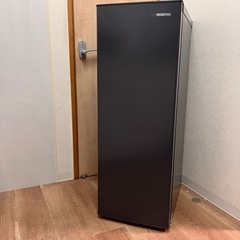 2024年製　新品　冷凍庫