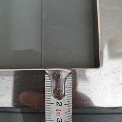 大型　ナンバー枠　ステンレス製　角　厚み1.５cmの画像