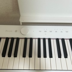 電子ピアノの画像