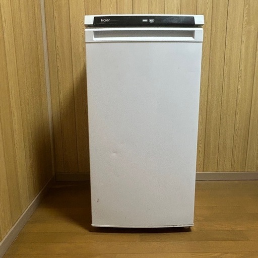 ハイアール Haier 前開き式冷凍庫 102L 直冷式 JF-NU102B W Amazon | ハイアール(Haier) 冷凍庫 102L 前開き式冷凍庫 JF-NU102D(W