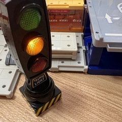 【お近くまでお届けします】トミカステーション（その他おまけ付き）の画像