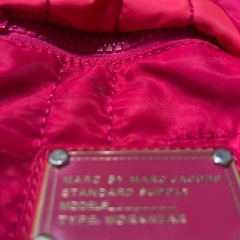 MARC BY MARC JACOBS ピンクリュックの画像