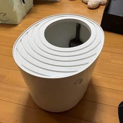 猫のトイレ　深型タイプ　スコップ付きの画像