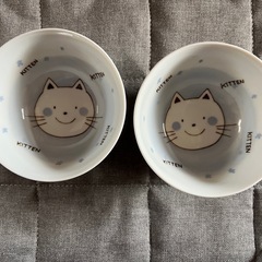 近々売買終了予定【美品】ご飯茶碗の画像