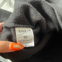SHEIN 裏起毛トレーナー①の画像