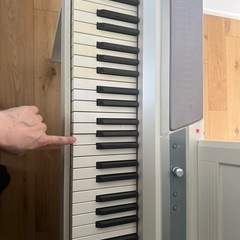 中古　訳あり　ピアノの画像