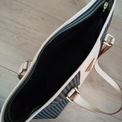 カルベン Carven バックの画像