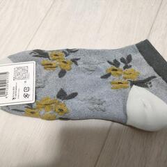 新品 フロート ソックス 花柄 靴下 グレー ショート くるぶし の画像