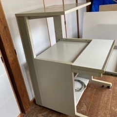 パソコンラックの画像