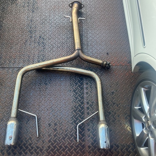 レクサスIS・180系クラウン用ストレートマフラー