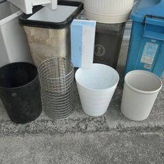 配達先決定🚚　無料配達します🚚工場・作業場に💖ごみ箱💖１０個セット💖の画像