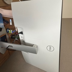 DELL 27inch 4Kモニターの画像