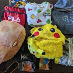 【美品】こども衣類　かばん　タオル　などの画像
