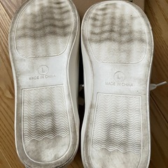 【美品】　2way　スニーカー　バブーシュ　
ホワイトの画像