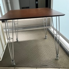 【受付終了】正方形テーブル