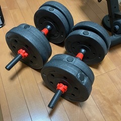 トレーニングベンチ&ダンベルセットの画像