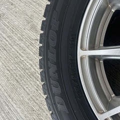 ダンロップ195/65R15スタッドレスの画像