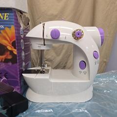 ミニ　ミシン SM-202A(MINI　SEWING　MACHINE)の画像