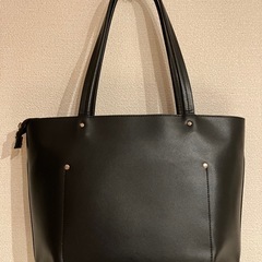 美品✨MARY QUANT マリークワント　トートバッグ　ブラック　A4 大容量 マリークワントトートバッグ マリークワント トートバッグ 大