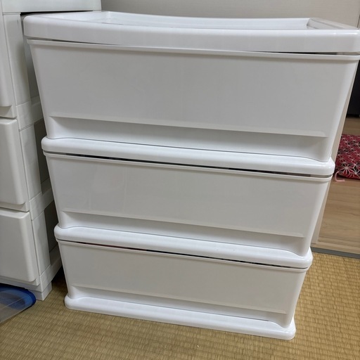 使用3ヶ月ニトリ収納3段 (Irukakun) 大島の収納家具《タンス