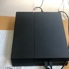 プレステ4本体(旧型)とテレビセット
の画像
