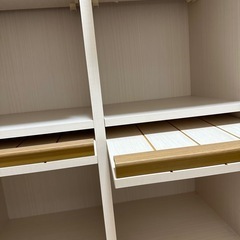 取りに来れる方*収納家具の画像