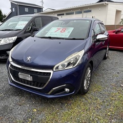 プジョー208 アリュール   2016年式　走行距離37,496km  修復歴無しの画像
