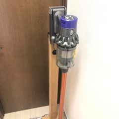 DysonCycloneV10スティッククリーナーの画像