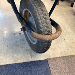 T2507-156 一輪車 手押し車 キズ汚れサビ多数の画像